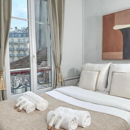 Stunning Apartment Near Eiffel Tower Париж Экстерьер фото